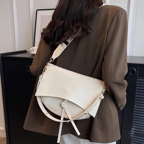 Buy Fashion Bags for Women | Tote, Crossbody, Shoulder & Handheld Styles 2025 – Best Price & Deal - Image 17